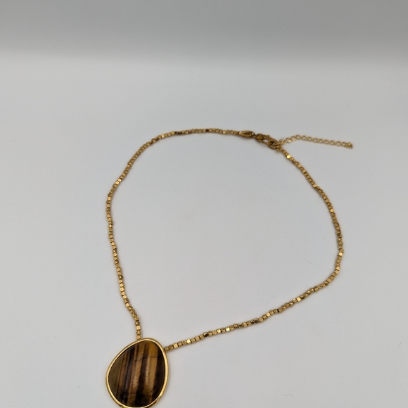 Vintage Monet Gold Tone Beaded Necklace with Tiger's Eye Gold Tone Pendant - Picture 2 of 9